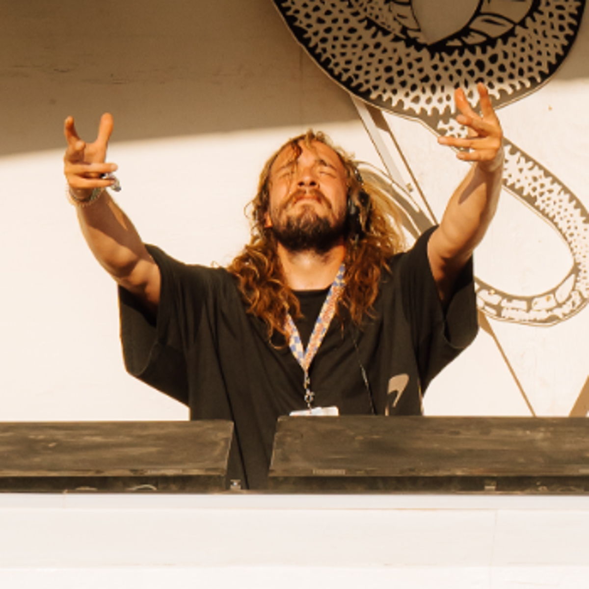 BOOKINGS WORLDWIDE 🌐 