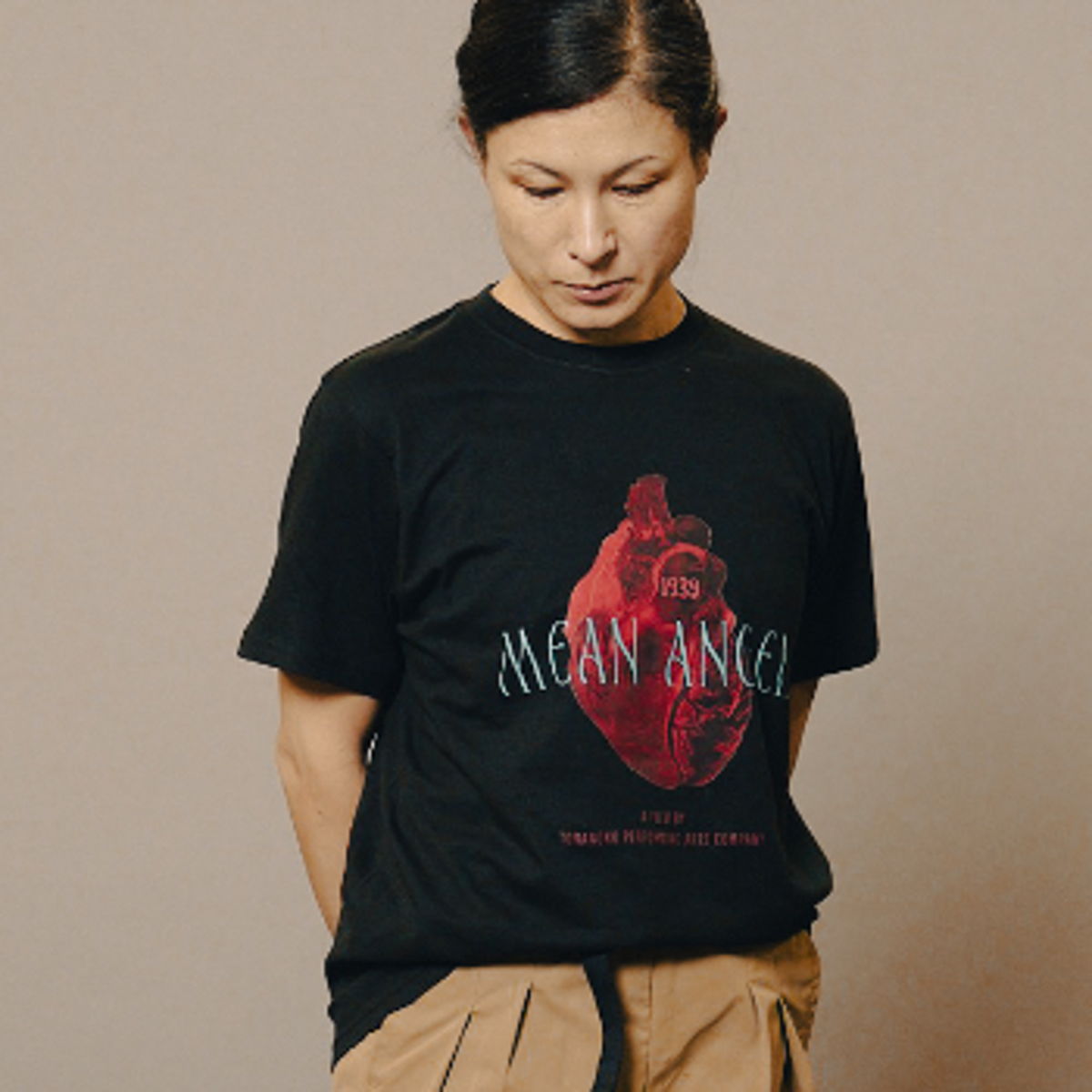 Heart "心臓" T-shirts