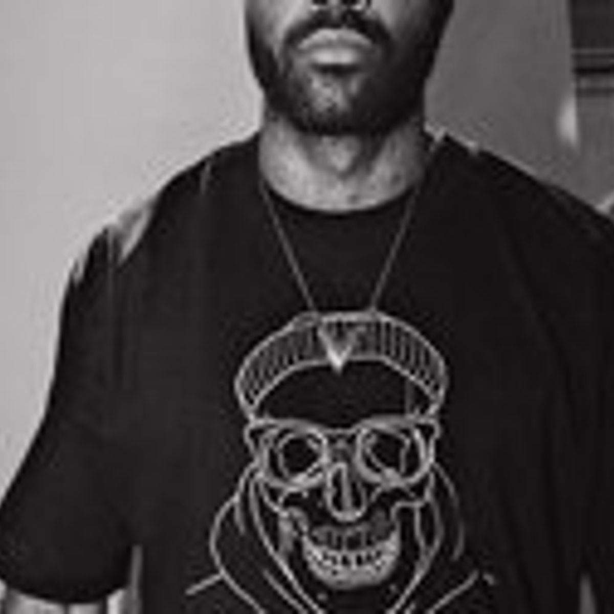 Black Misfit T-Shirt
