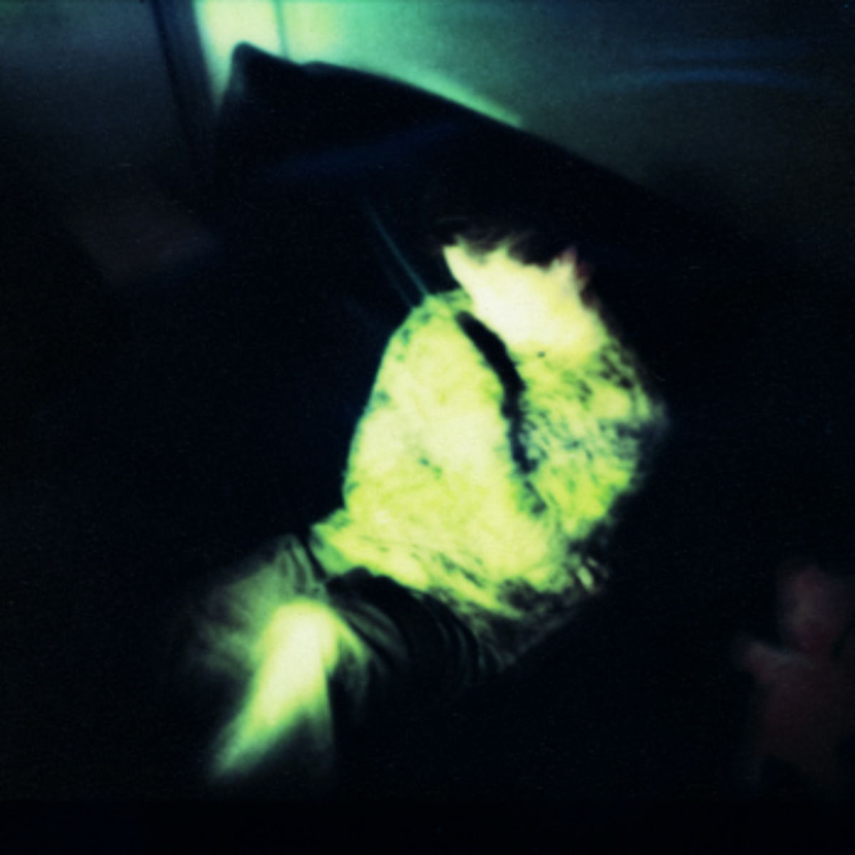 Presave 'Drowning In Honey'